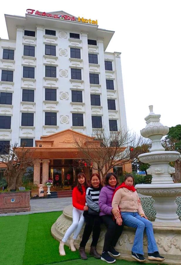Thong Do Hotel Vinh Exterior photo